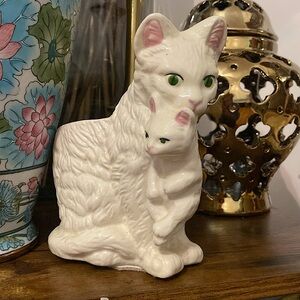 Vintage Mother Cat and Kitten Planter